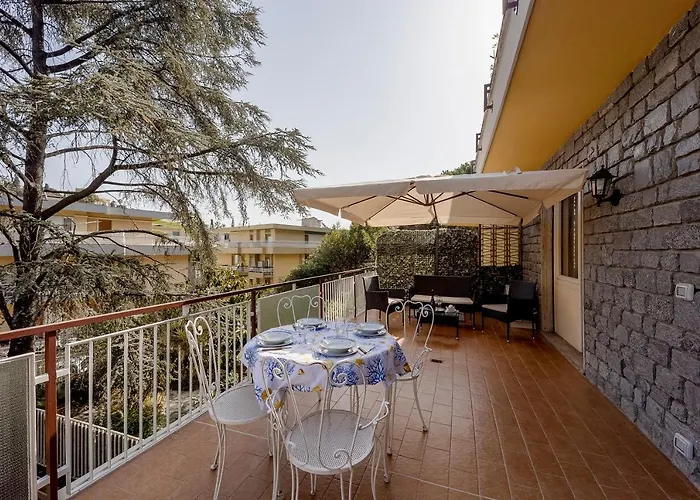 Guesthost - Ninfea 公寓