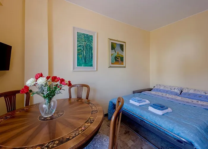 公寓 Guesthost - Ninfea 圣雷默