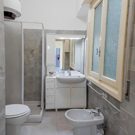 Guesthost - Ninfea Apartment